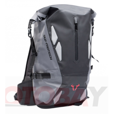 SW-MOTECH Triton backpack