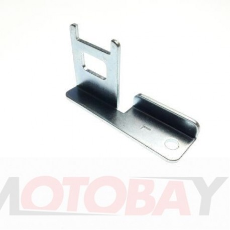 BRKT., SIDE COVER, LH