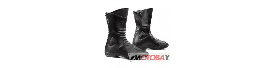 FORMA boots